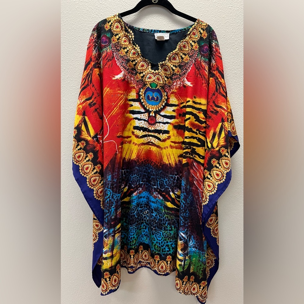 Beaches & Boho OSFM Vibrant Multicolor Women's Top